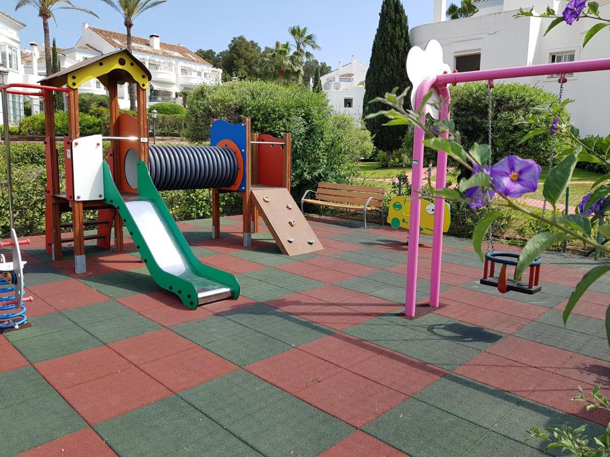 Marbella Holiday & Golf Garden Apartment Екстер'єр фото